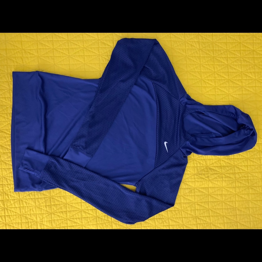 Nike hooded long sleeve